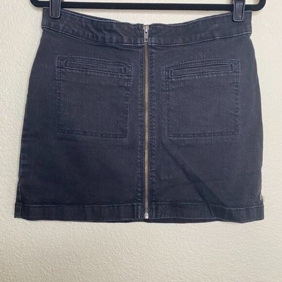 Roxy Black Zipper Detail Mini Skirt 8 - Picture 4 of 4